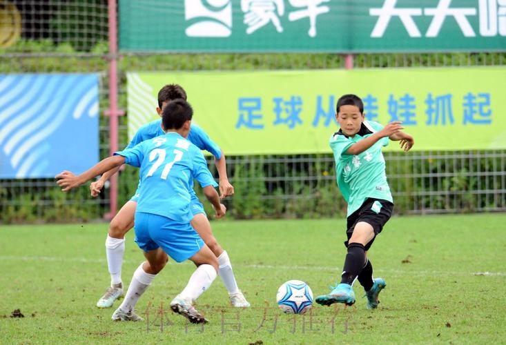 第一届中国青少年足球联赛各组别决赛将在江西于都举行 第一届中国青少年足球联赛各组别决赛将在江西于都举行